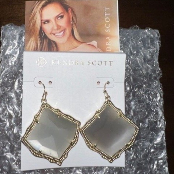 Kendra Scott Kirsten Cat's Eye Slate Gold Tone Earrings RARE BRAND NEW - Picture 1 of 3